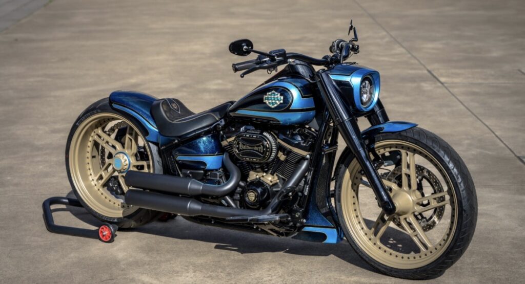Moto Harley bleue
